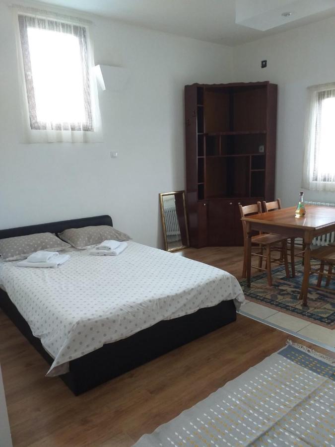 Apartman Milica Kremna Exteriör bild