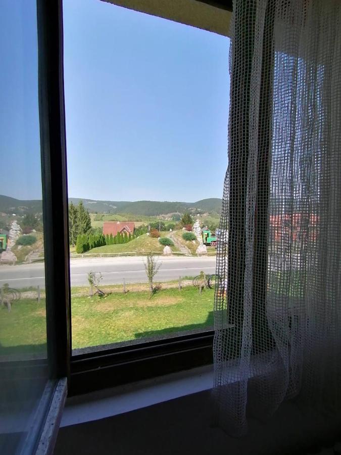 Apartman Milica Kremna Exteriör bild